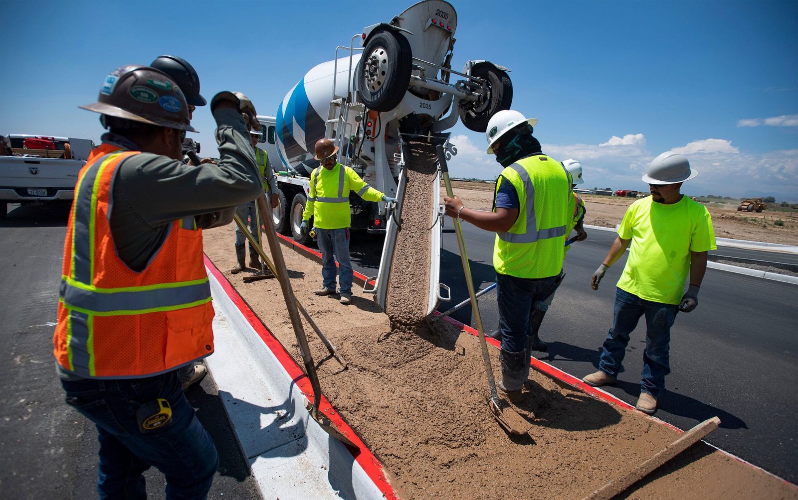 210707085400-construction-worker-shortage-restricted